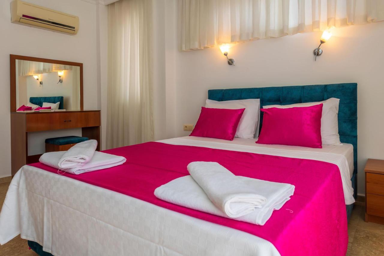 Villa Yasam Park - Luxury 8 Person - Fethiye Calis Beach 90Mt Экстерьер фото